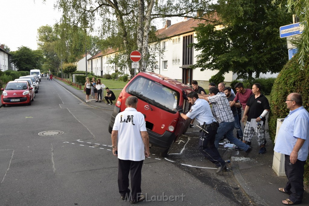 VU Koeln Porz Gremberghoven Auf dem Streitacker Breidenbachstr P60.JPG - Miklos Laubert